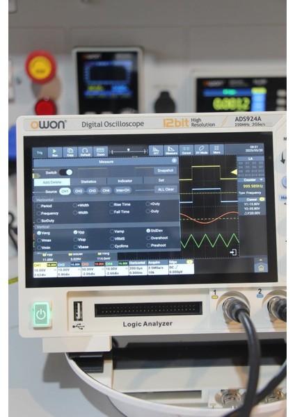ADS924A OSILOSKOP-250MHZ-4CH-7''DOKEKR-LA-12 Bit fırsatları