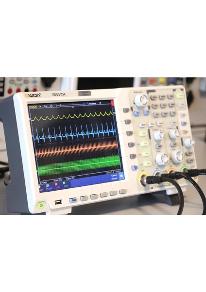 XDS3104AE Osiloskop 100MHZ 4 Kanal 8'' Dok-Ekran 14 Bit fiyatları