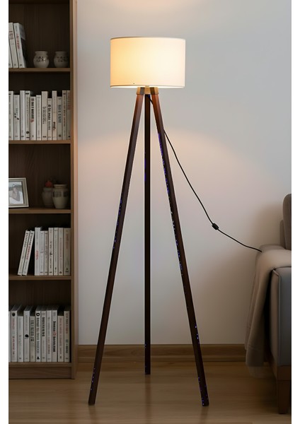 Ekru Dokulu Silindir Başlık Ahşap Üç Ayaklı Lambader