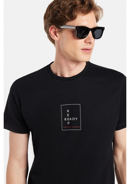 Erkek Slim Fit Dar Kesim %100 Pamuk Yumuşak Dokulu Baskılı Siyah Bisiklet Yaka Tişört