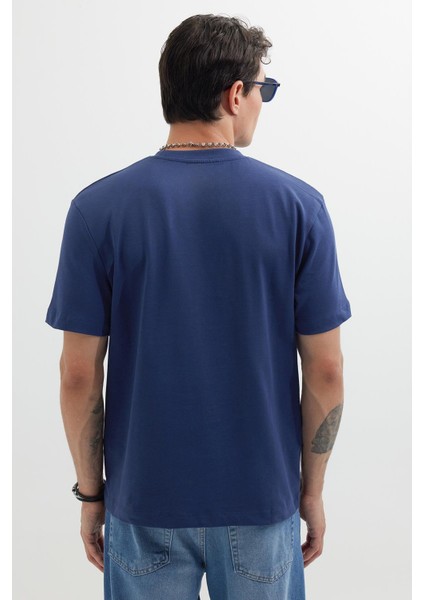 Erkek Regular Fit Klasik Kesim %100 Pamuk Bisiklet Yaka Lacivert Tişört