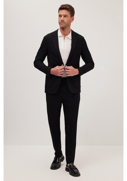 Erkek Regular Fit Siyah Esnek Likralı Kumaş Mono Yaka Torba Cepli Takım Elbise