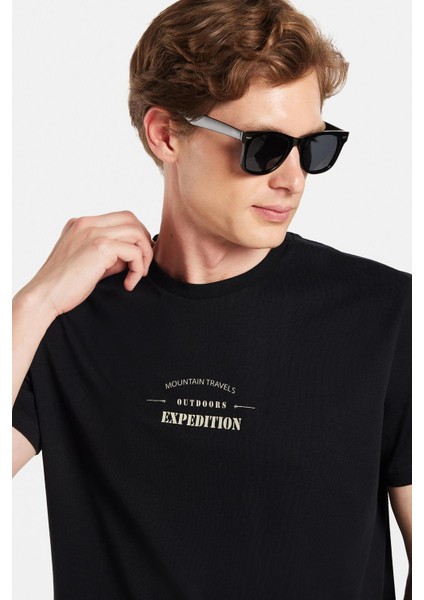 Erkek Slim Fit Dar Kesim %100 Pamuk Yumuşak Dokulu Baskılı Siyah Bisiklet Yaka Tişört fiyatları