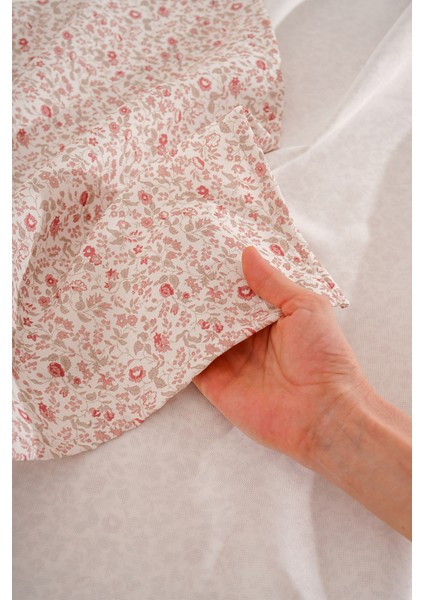 Çiçek Desenli Masa Örtüsü modelleri