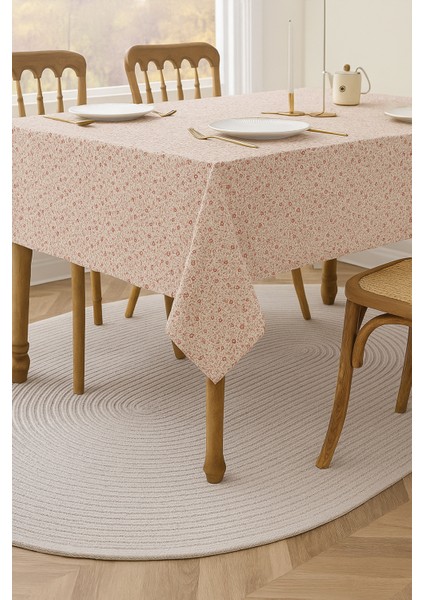 Çiçek Desenli Masa Örtüsü