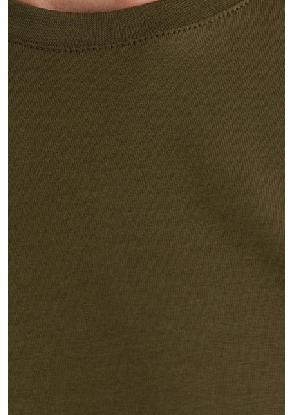 Unisex Slim Fit Dar Kesim %100 Pamuk Yumuşak Dokulu Yeşil Bisiklet Yaka Tişört