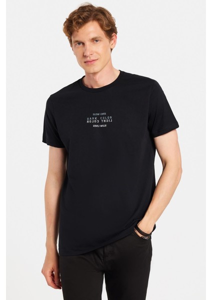 Erkek Slim Fit Dar Kesim %100 Pamuk Yumuşak Dokulu Baskılı Siyah Bisiklet Yaka Tişört fiyatları