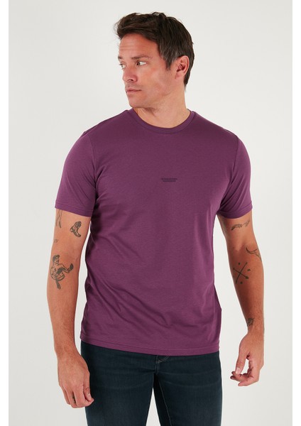 Yazı Detaylı Pamuklu Regular Fit Bisiklet Yaka T Shirt Erkek T Shirt 59020203 fırsatları