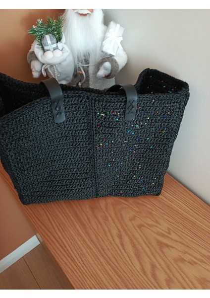 Büyük Boy Pullu Çanta