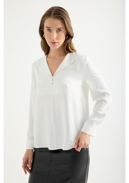 Dökümlü Devrik Yaka Bluz fırsatları