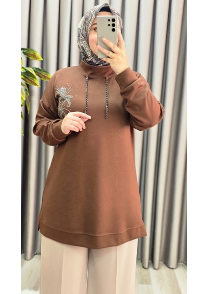 Kadın Büyük Beden Zincir Detaylı Taş Işlemeli Rahat Kalıp Esnek Kumaş Tunik fiyatları