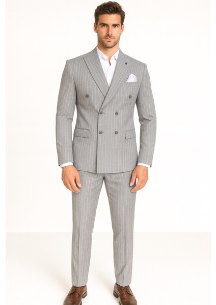 Çizgili Kruvaze Erkek Takım Elbise – Şık ve Rahat Italyan Kesim, Belden Oturtmalı, Top Düğmeli