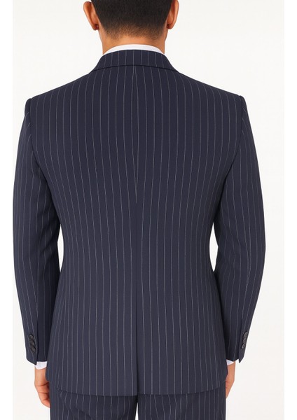 Çizgili Kruvaze Erkek Takım Elbise – Şık ve Rahat Italyan Kesim, Belden Oturtmalı, Top Düğmeli modelleri