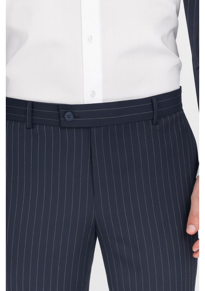 Çizgili Kruvaze Erkek Takım Elbise – Şık ve Rahat Italyan Kesim, Belden Oturtmalı, Top Düğmeli indirimleri