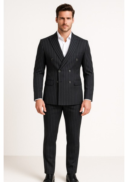 Çizgili Kruvaze Erkek Takım Elbise – Şık ve Rahat Italyan Kesim, Belden Oturtmalı, Top Düğmeli
