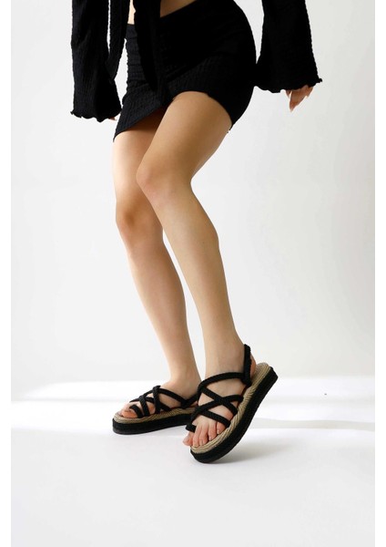 Spresa Siyah Kalın Tabanlı Halat Sandalet indirimleri