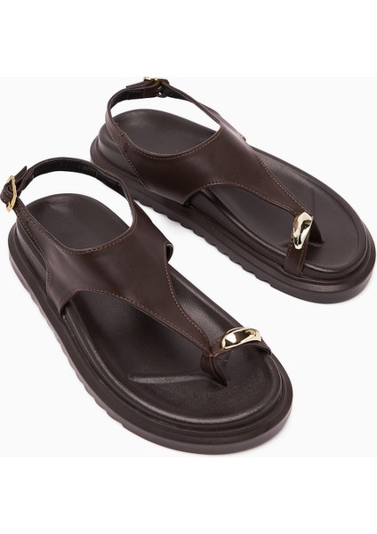 Vanda Kahve Tokalı Parmak Arası Kadın Sandalet
