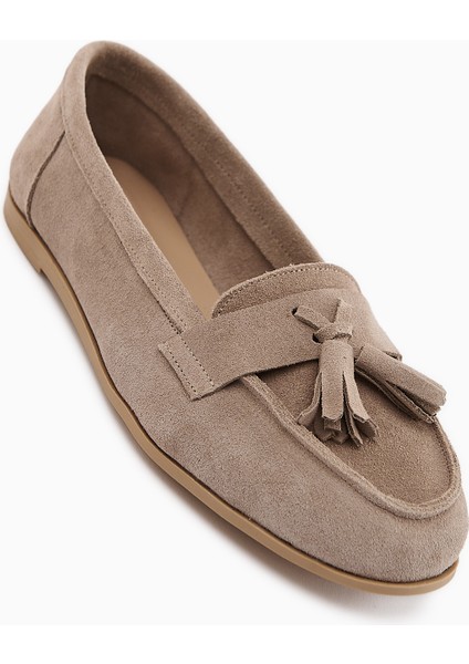 Doris Hakiki Deri Bej Süet Püsküllü Kadın Loafer Ayakkabı