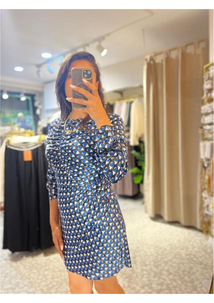 Elbise Sırt Detaylı Mavi