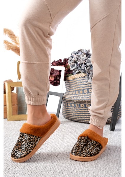 Kadın Ev Terliği Peluş Ev Terliği Ses Yapmaz Taban Sıcak Şık Tasarım modelleri