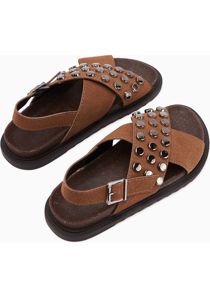 Lina Taba Zımbalı Çapraz Bantlı Kadın Sandalet fırsatları