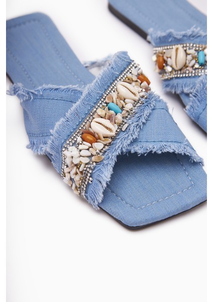 Felisa Mavi Taş ve Deniz Kabuğu Süslemeli Bohem Kadın Terlik fırsatları