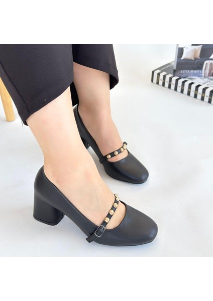 Tino Siyah Cilt Topuklu Ayakkabı fırsatları