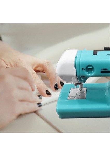 Taşınabilir Dikiş Makinesi Plastikler Pembe/mavi/kırmızı Ev Dikiş Aksesuarları Ev Işçiliği Mini Elektrikli Dikiş Makinesi D (Yurt Dışından) indirimleri