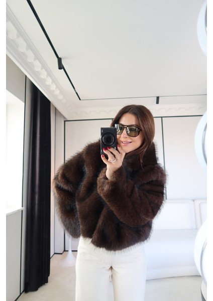 Kapüşonlu Kısa Kürk Ceket