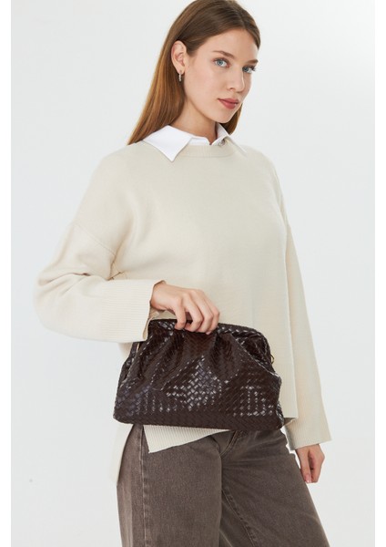 Liora Kahverengi Örgü Detaylı Portföy Kadın Omuz, Kol ve El Çantası