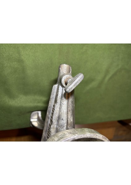 1950 Ler Tuttu Furitti Metal Meyve Sıkacağı fiyatları