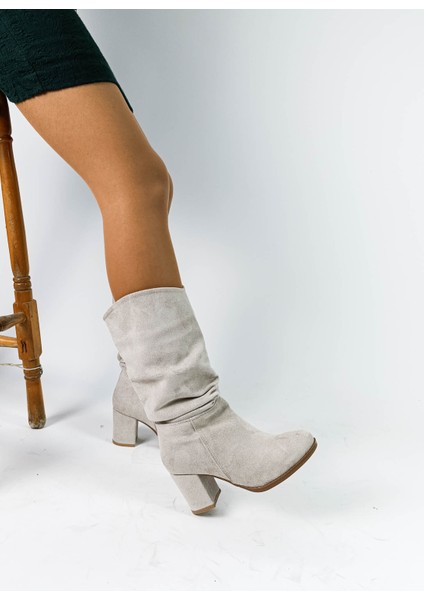 Süet Bej Renk Kalın Topuklu Körüklü Kadın Diz Altı Çizme modelleri