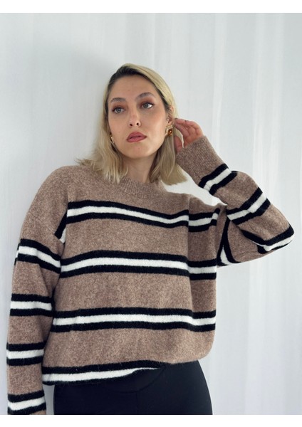 Şardonlu Çizgili Triko Kazak Kadın Vizon Rengi