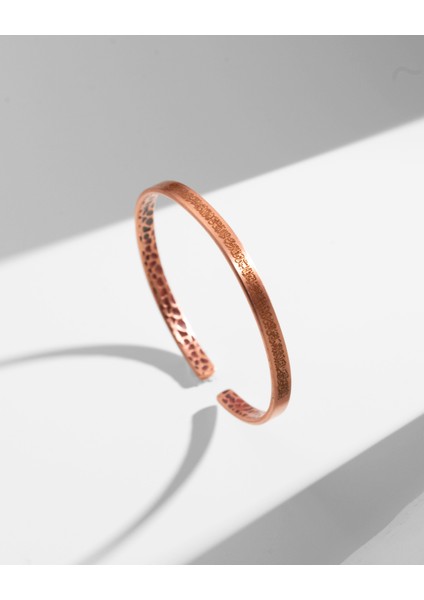 Içi Dövme Desenli Dışı Ayetel Kürsi Yazılı Ince Bakır Bilezik