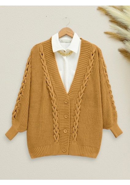 Örgü Zincir Detaylı Kışlık Hırka