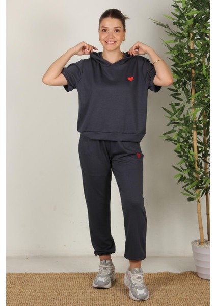 25691 Kalp Nakışlı Kısa Kol Kapşonlu Üst Paçası Lastikli Alt Takım fiyatları