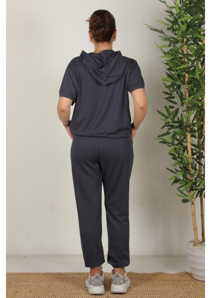 25691 Kalp Nakışlı Kısa Kol Kapşonlu Üst Paçası Lastikli Alt Takım