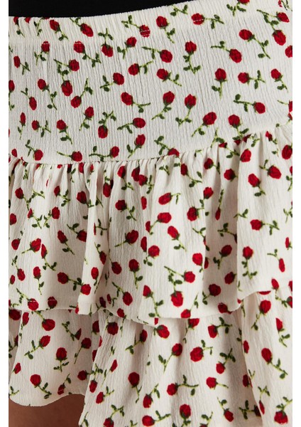 Kadın Slim Fit Dar Kesim Piliseli Baskılı Mini Etek modelleri