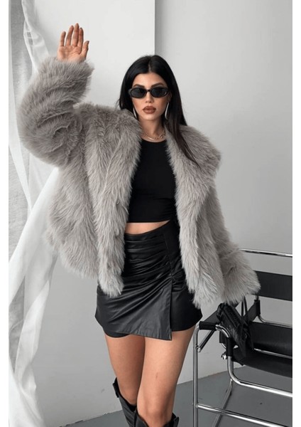 Kadın Suni Kürk Mont – Şal Yaka, Kruvaze, Çift Çıtçıtlı, Uzun Kollu, Kalın, Rahat Kalıp