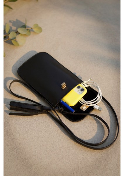 EYCH LAİLA Kadın Telefon Çantası – Kartlık Bölmeli, Minimalist ve Şık Tasarım indirimleri