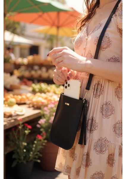 EYCH LAİLA Kadın Telefon Çantası – Kartlık Bölmeli, Minimalist ve Şık Tasarım