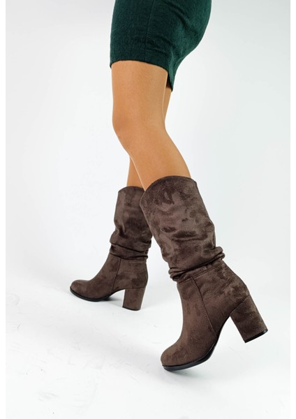 Süet Kahve Renk Kalın Topuklu Körüklü Kadın Diz Altı Çizme modelleri