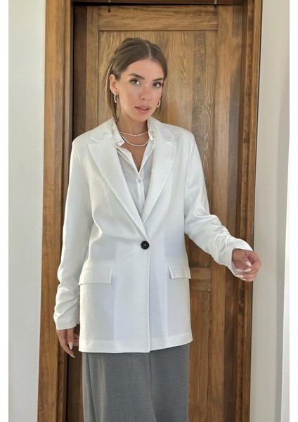 Ekru Kol Ucu Büzgülü Atlas Ceket