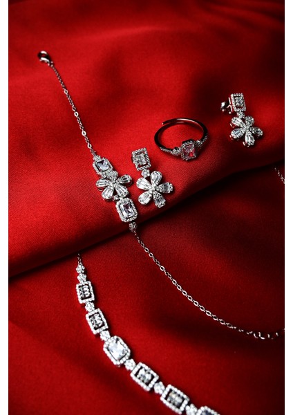 925 Ayar Gümüş Çiçek Desen Zirkon Taşlı 4'lü Set fiyatları