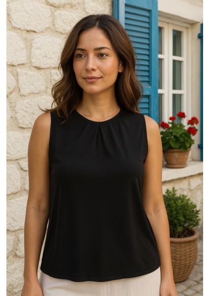 Kadın Askılı Yuvarlak Büzgü Yaka Sandy Bluz