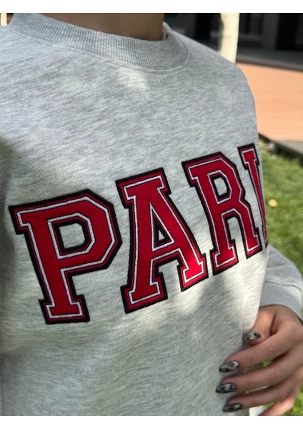 Paris Işlemeli Şardonlu Sweatshirt modelleri