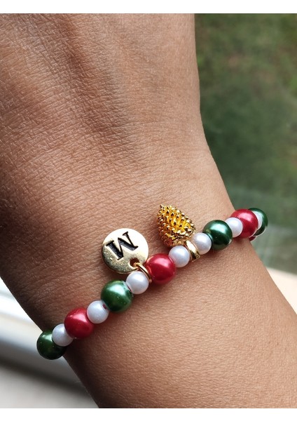 Yılbaşı Renkli, Altın Kaplama Çam Ağacı ve Harf Detaylı Bileklik modelleri