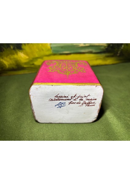 Fransız Porselen Oda Kokuluğu 10,5 cm Boyunda indirimleri