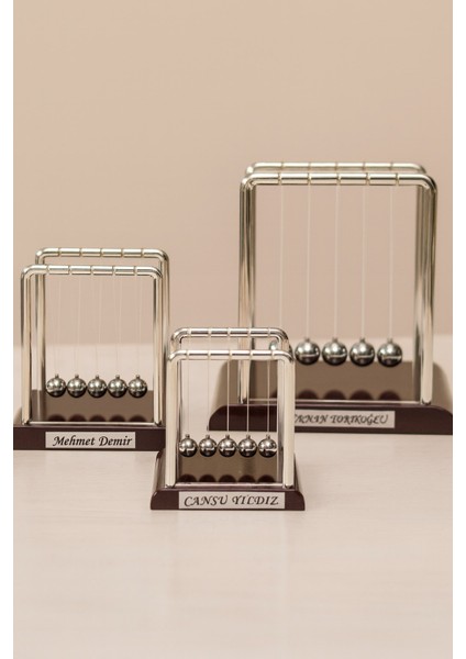 Kişiye Isme Özel Newton Balans Denge Topu Orta Boy - Ofis - Ev Masa Üstü Motivasyon Hediyesi