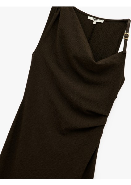 Drapeli Degaje Yaka Kemer Detaylı Viskon Karışımlı Kolsuz Uzun Elbise indirimleri